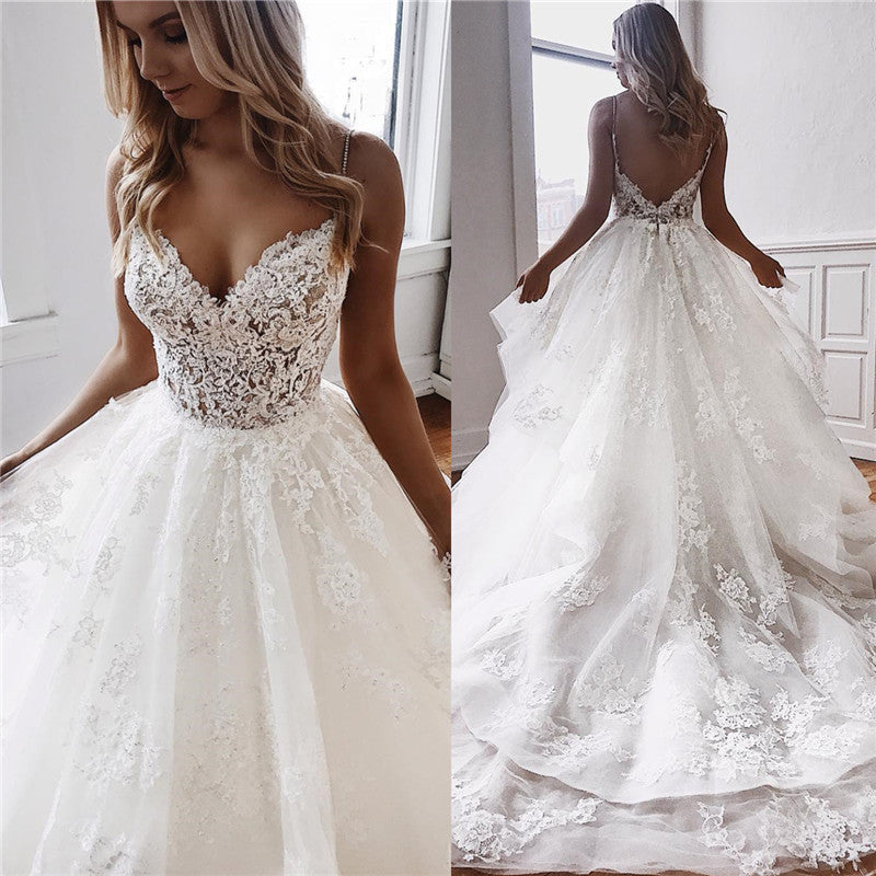 White Appliques Fascinating Spaghetti-Straps Ball-Gown Chapel-Train Lace Wedding Dresses