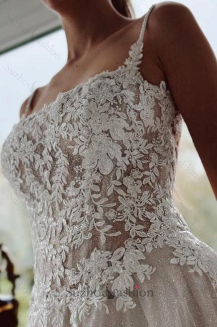 White Beach Wedding Dress A Line Spaghetti Strap Sleeveless Beaded Cathedral Train Lace Long Tulle Bridal Gown With Appliques