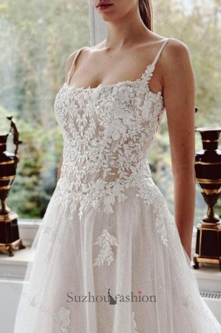 White Beach Wedding Dress A Line Spaghetti Strap Sleeveless Beaded Cathedral Train Lace Long Tulle Bridal Gown With Appliques