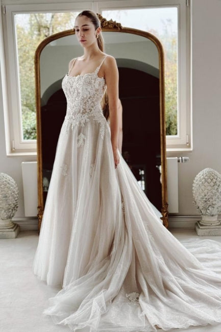 White Beach Wedding Dress A Line Spaghetti Strap Sleeveless Beaded Cathedral Train Lace Long Tulle Bridal Gown With Appliques