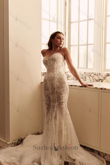 White Beach Wedding Dress Mermaid Sweetheart Sleeveless Sweep Train Tulle Lace Bridal Gown With Appliques