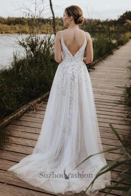 White Beach Wedding Dress V Neck Spaghetti Strap A Line Sleeveless Sweep Train Tulle Bridal Gown With Appliques