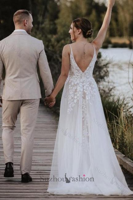 White Beach Wedding Dress V Neck Spaghetti Strap A Line Sleeveless Sweep Train Tulle Bridal Gown With Appliques