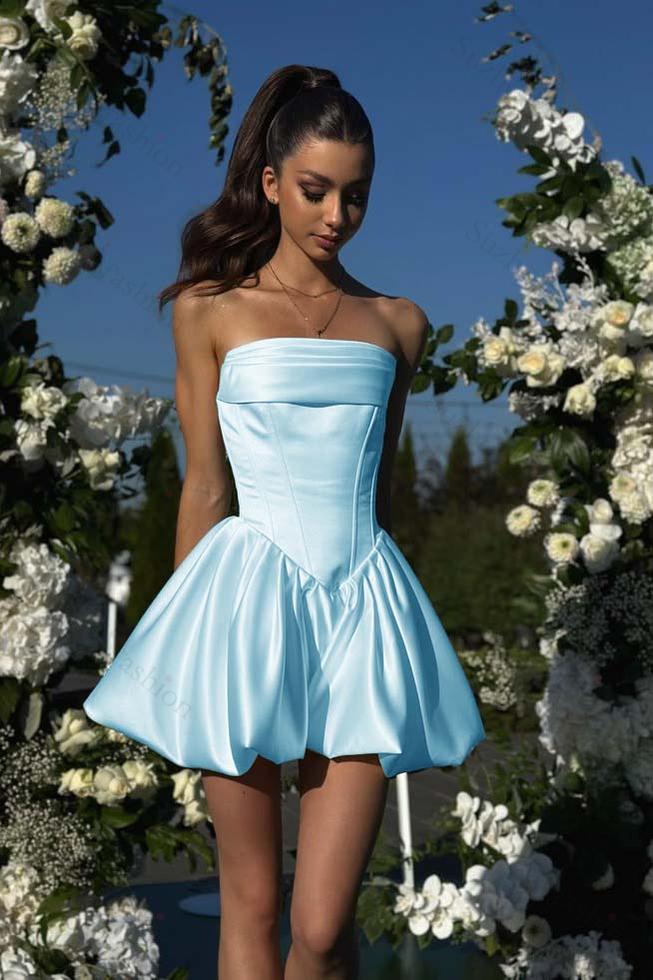 White Strapless Sleeveless Short Homecoming Dress With Pleated