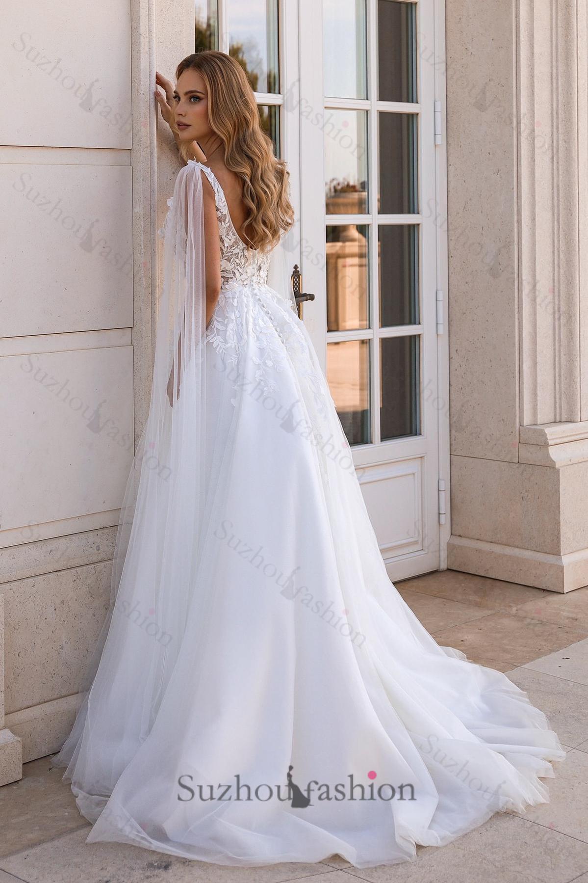 White Wedding Dress A Line Spaghetti Strap V Neck Cap Sleeves Long Tulle Bridal Gown With Appliques