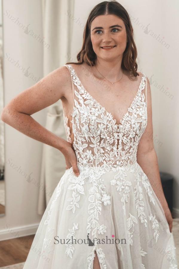 White Wedding Dress A Line Spaghetti Strap V Neck Sleeveless Long Tulle Split Front Bridal Gown With Appliques