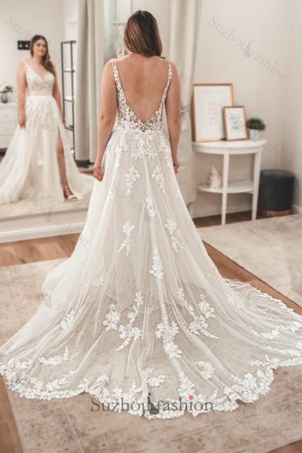 White Wedding Dress A Line Spaghetti Strap V Neck Sleeveless Long Tulle Split Front Bridal Gown With Appliques