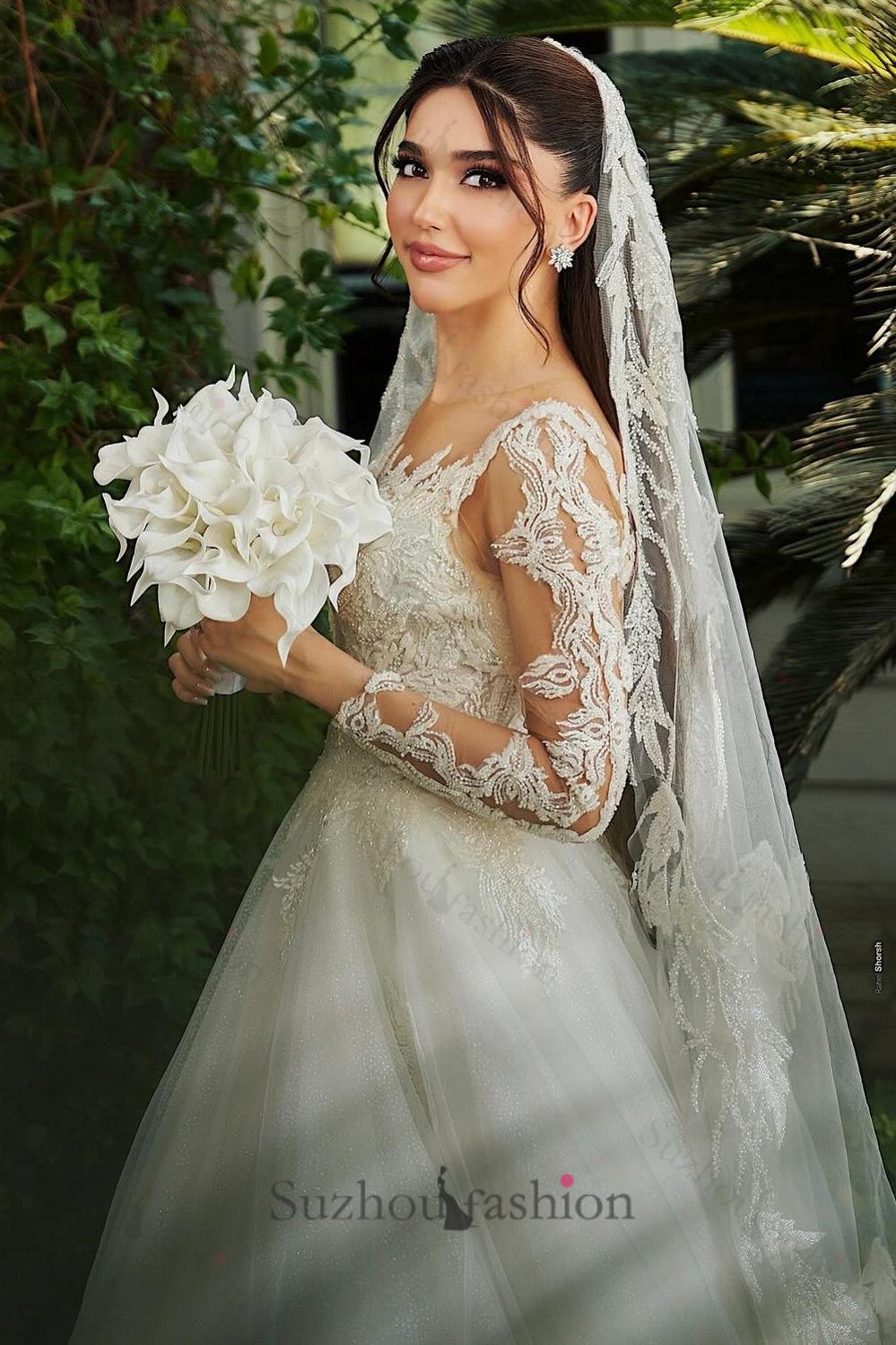 White Wedding Dress A Line Sweetheart Long Sleeves Long Tulle Bridal Gown With Appliques