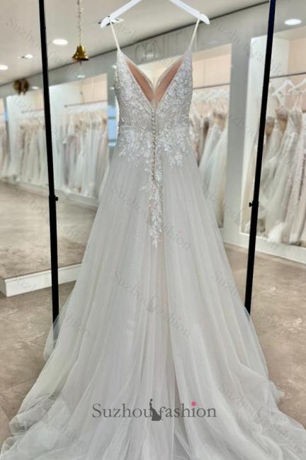 White Wedding Dress V Neck Spaghetti Strap A Line Sleeveless Tulle Bridal Gown With Appliques