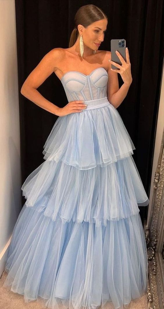 Sexy Tulle Sweetheart V-Neck A-Line Long Prom Dresses - VelvetHem