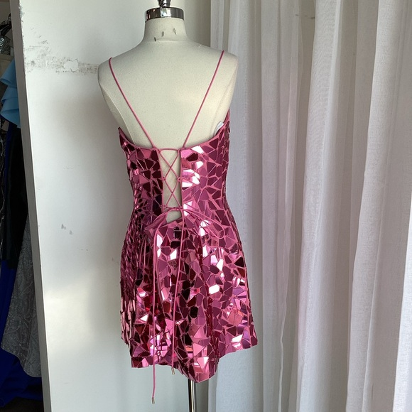 Gorgeous Spaghetti Straps Pink Sequin Sheath Short Cocktail Dress Formal Graduation Homecoming Dress
