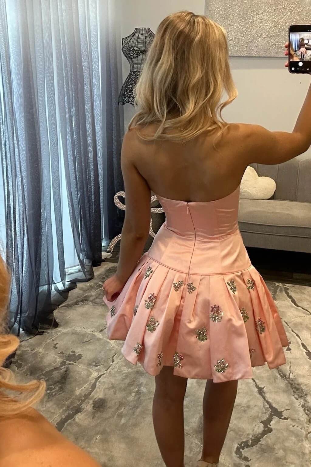 Suzhoufashion Halter Pearl Beaded Tiered Homecoming Dresses Mini Cocktail Dresses