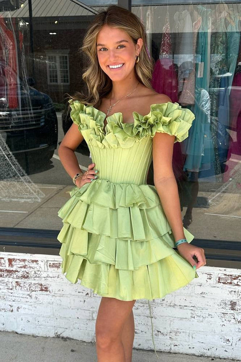 Yellow Homecoming Dresses Off The Shoulder Corset Short Cocktail Dresses With Ruffles