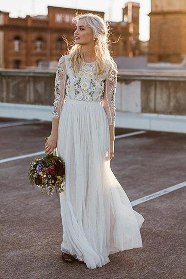 A-Line Round Neck Long Wedding Dress with Lace Long Sleeves (ZD16024)