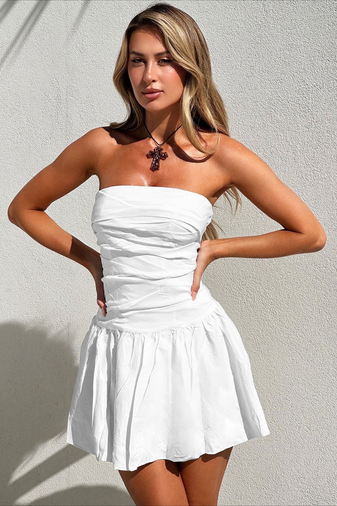 Contemporary Strapless Bodycon Mini Dress for Modern Fashion Wear