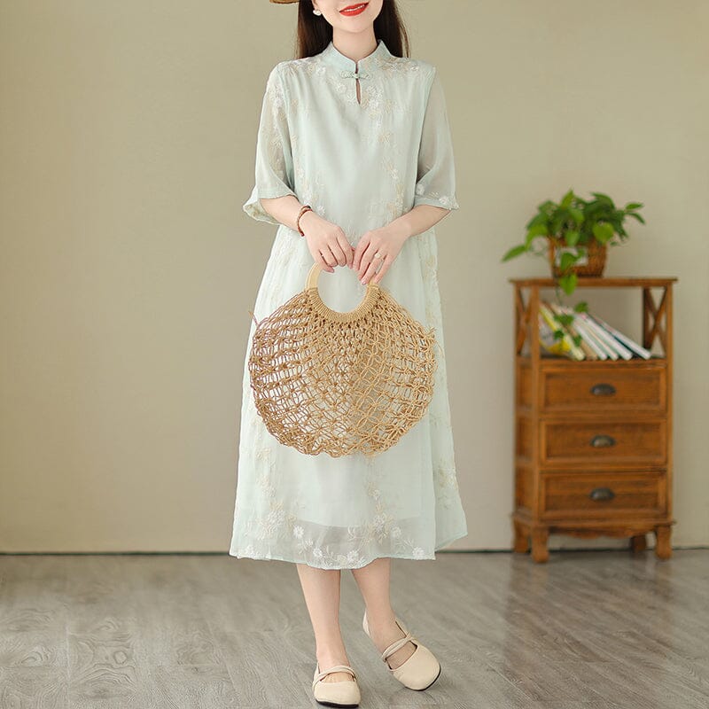 Beautifully Crafted Dress in a Classic Style
