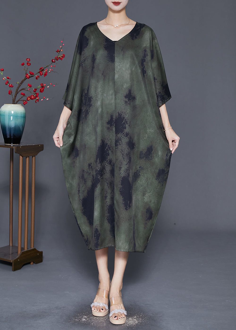 Classic Vintage & Enduringly Stylish Dress
