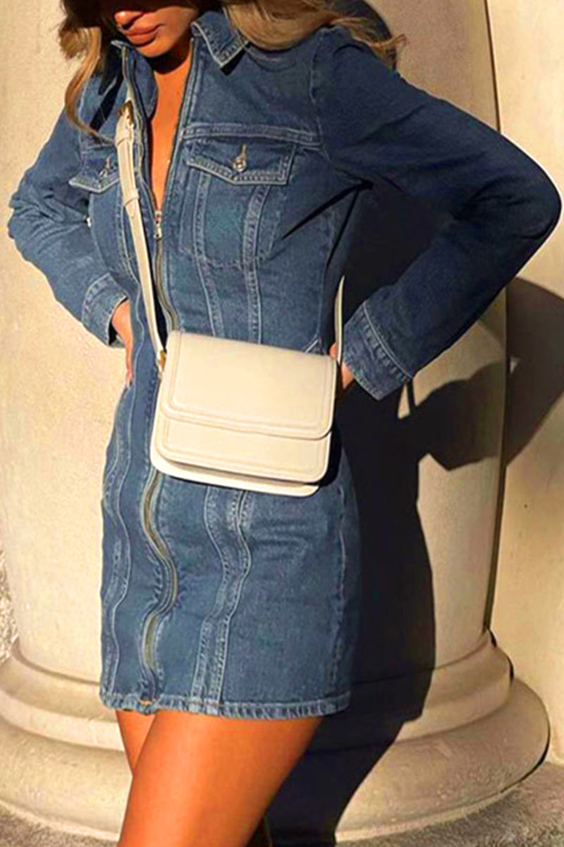 Classic Vintage Dress with a Flattering Fit