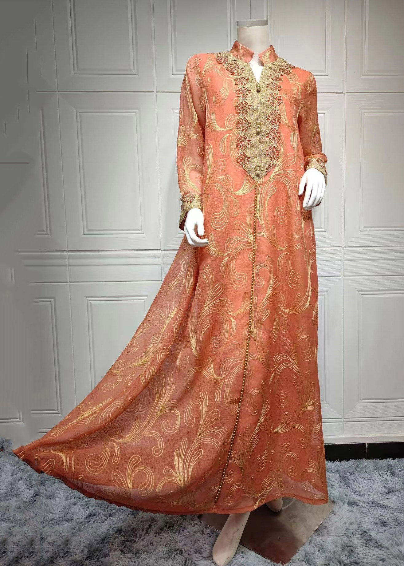 Gracefully Styled Dress for Any Occasion