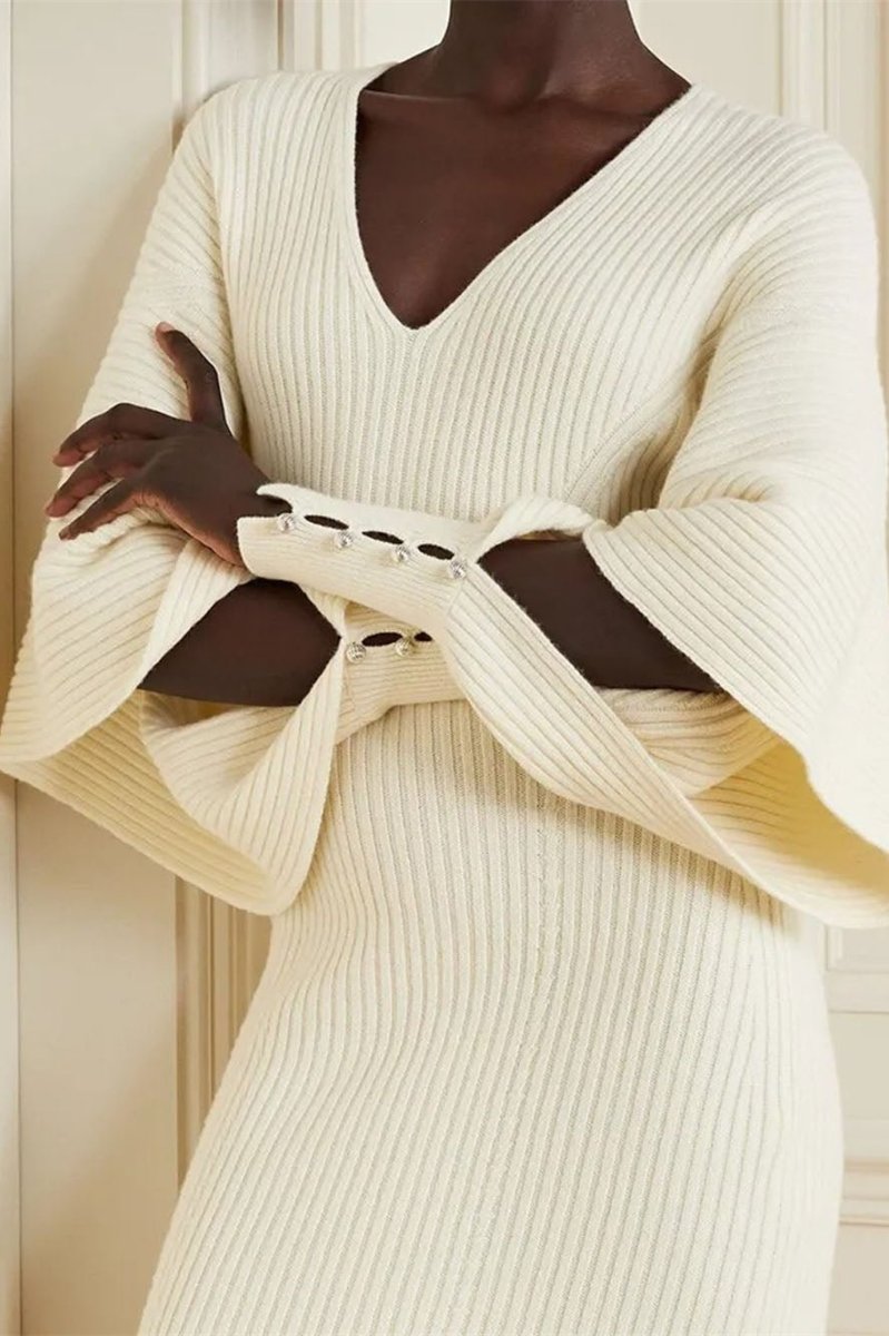 Úrsula Minimalist Cut Out Midi Knit Dress with Batwing Sleeves Chic Silhouette Collection