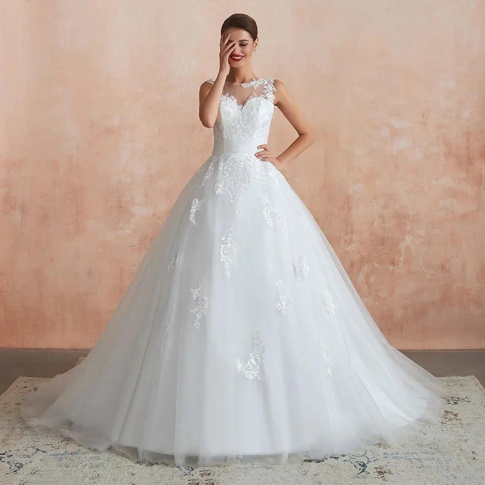 Amazing Long A-line Appliques Lace Tulle Wedding Dress (ZD14403)