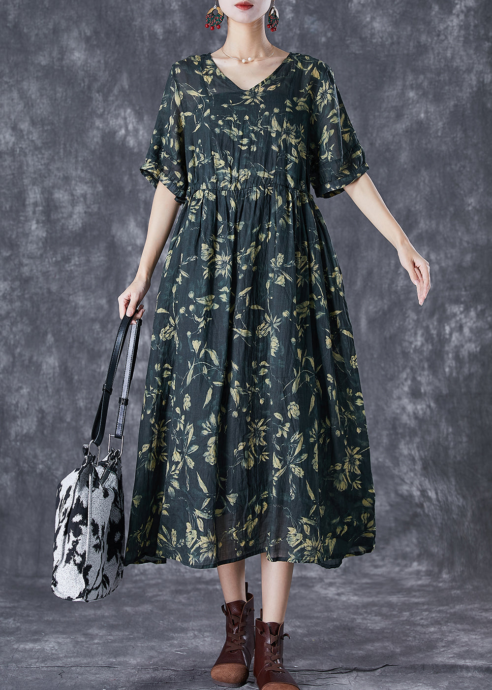 Gracefully Styled Dress for Any Occasion