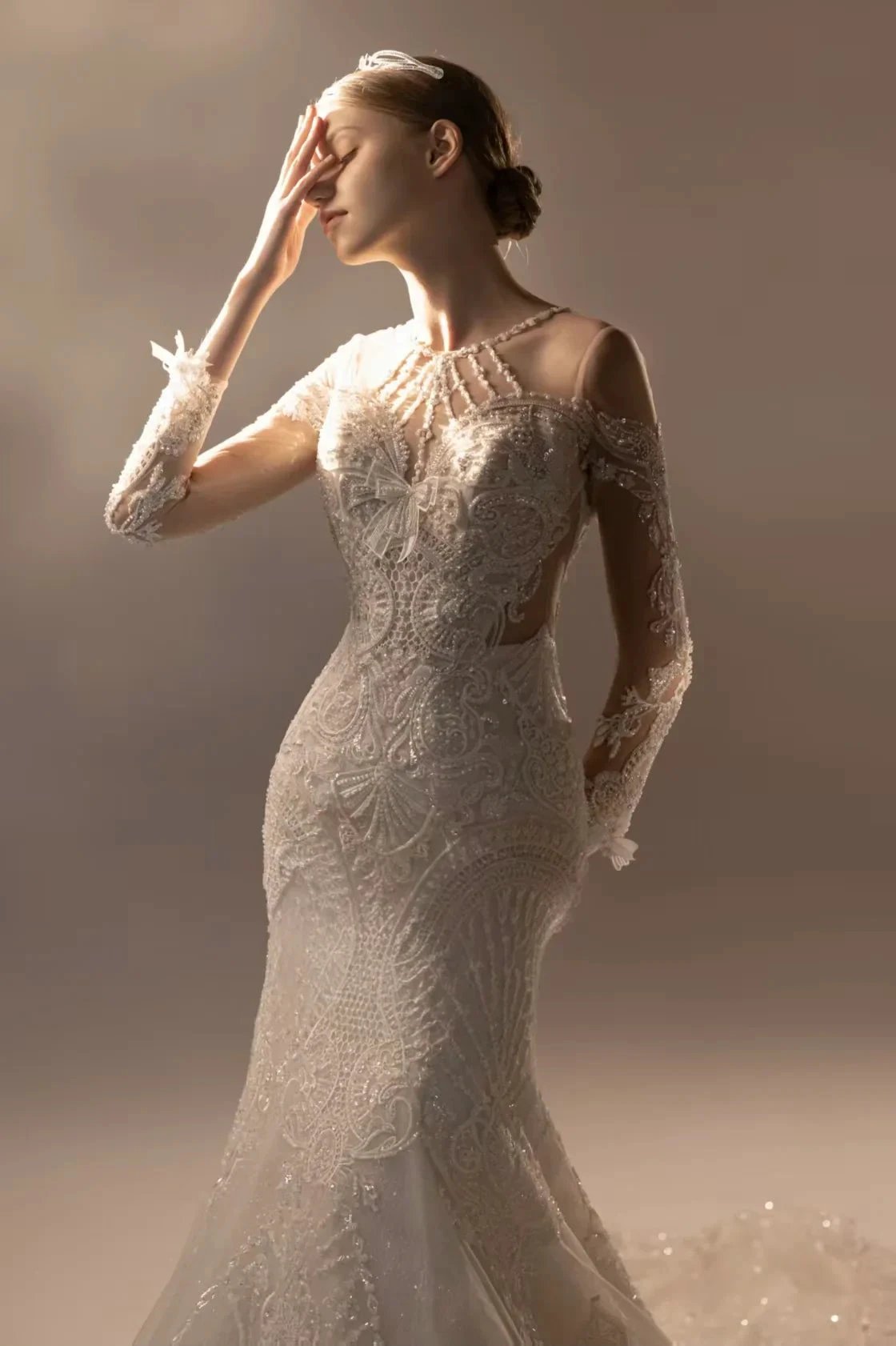 Exquisite Mermaid Halter Neck Illusion Lace Wedding Dress with Beaded Embroidery & Keyhole Back (ZD16916)
