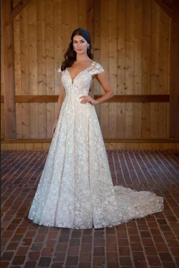 Beautiful Long A-line V-neck Sleeveless Wedding Dresses with Lace (ZD15639)