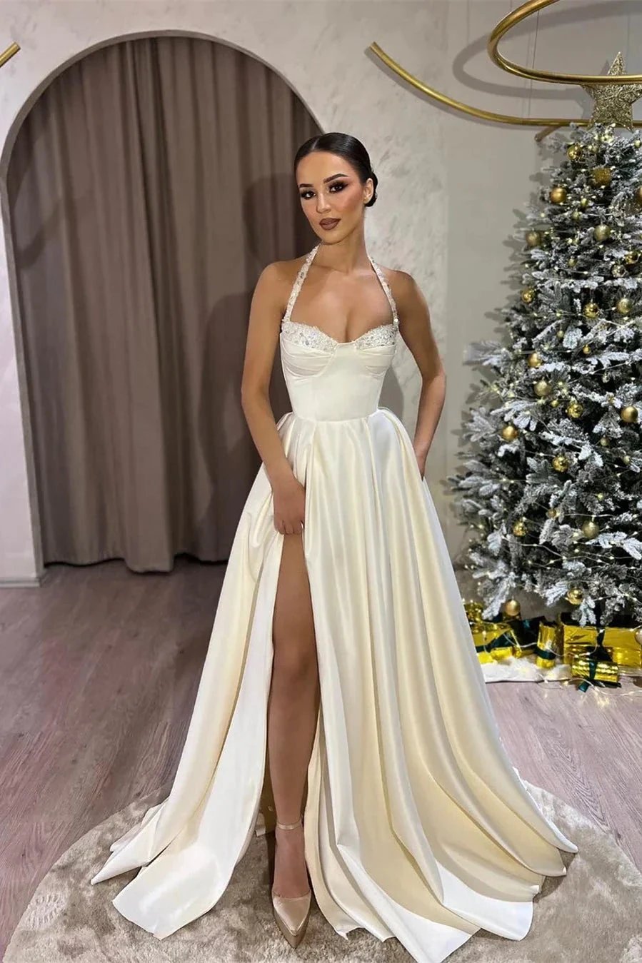 Beautiful Long Ivory A-line Halter Beading Sleeveless Wedding Dress With Slit (ZD15706)