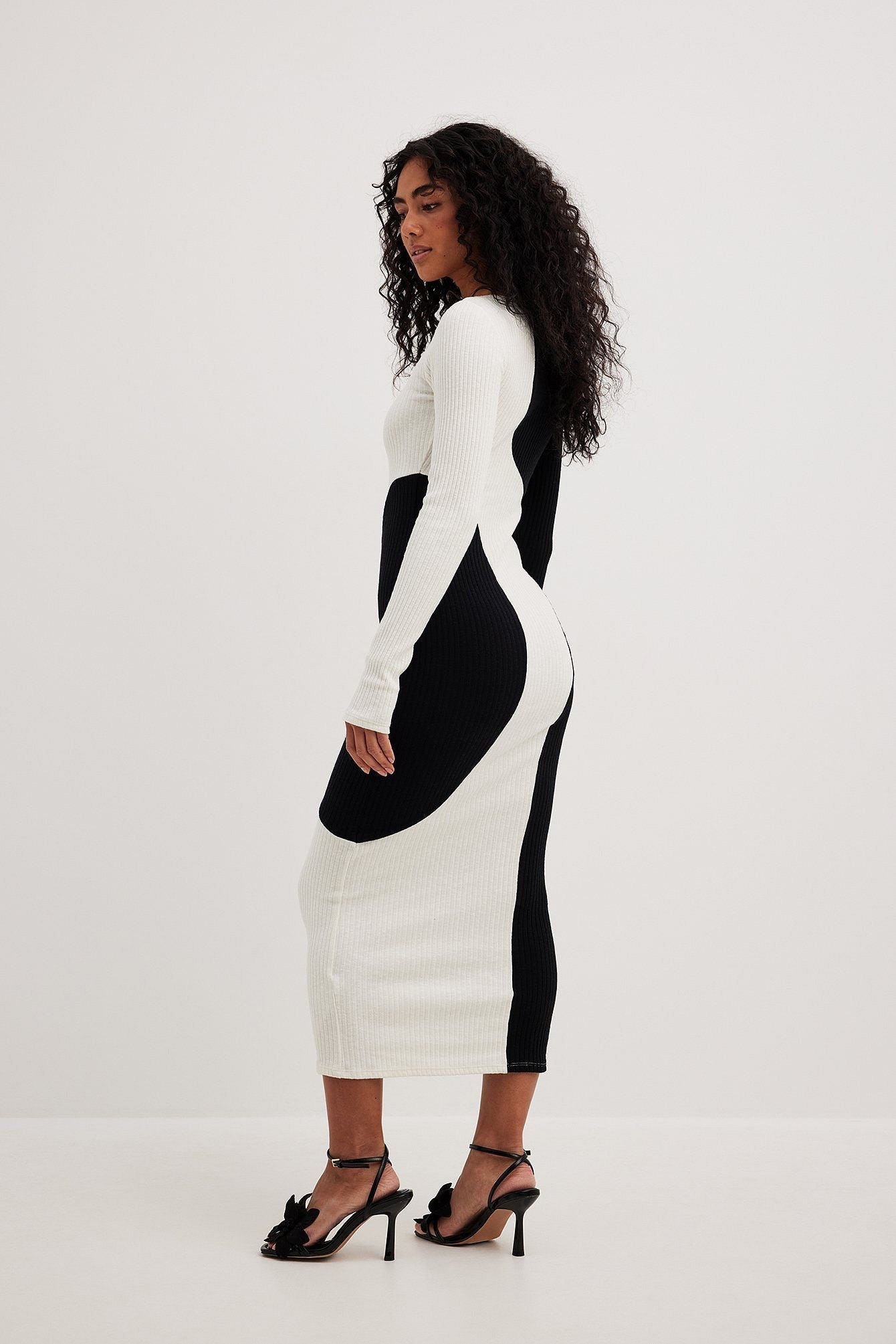 Belén Exclusive Contrast Knit Midi Dress Everyday Luxe Edit