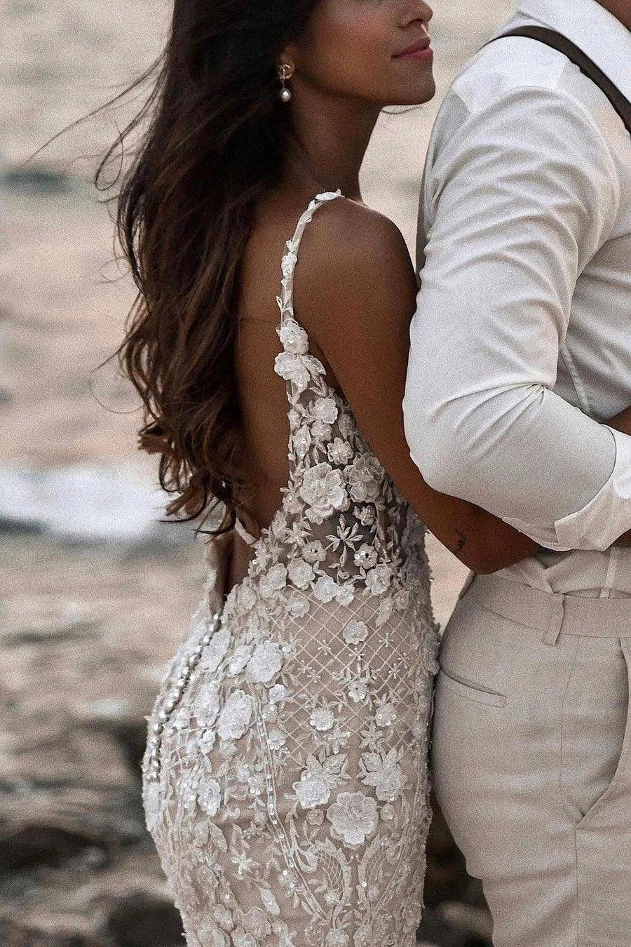 Boho Sleeveless Floral Mermaid Wedding Dress Backless Bridal Gown (ZD16569)