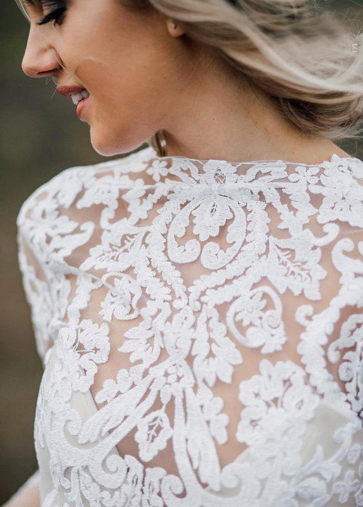 Boho Wedding Dress  V Back Bridal Lace Gown Separates Wedding Dress (ZD15287)