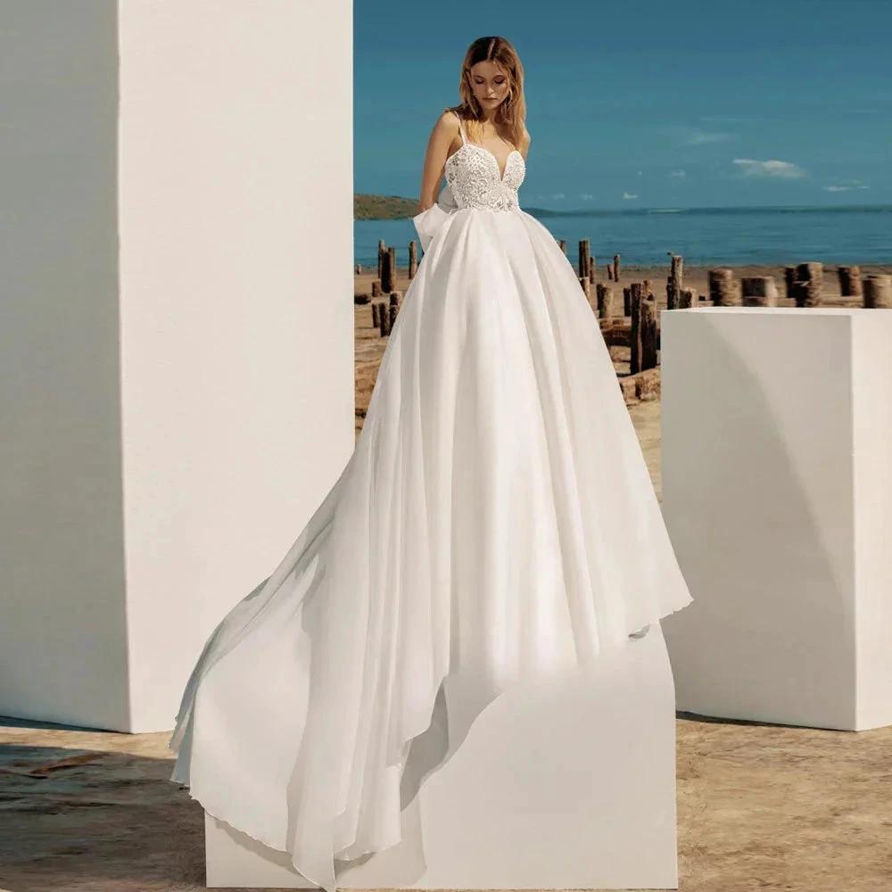 A-Line Bohemian Wedding Dresses Women's Sweetheart Spaghetti Strap Backless Vestido De Beaded Shiny Back Bowknot Robe De Mariee (ZD14156)