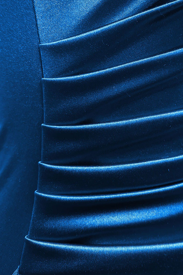 Strapless Bodycon Midi Dress with Contemporary Everyday Styling