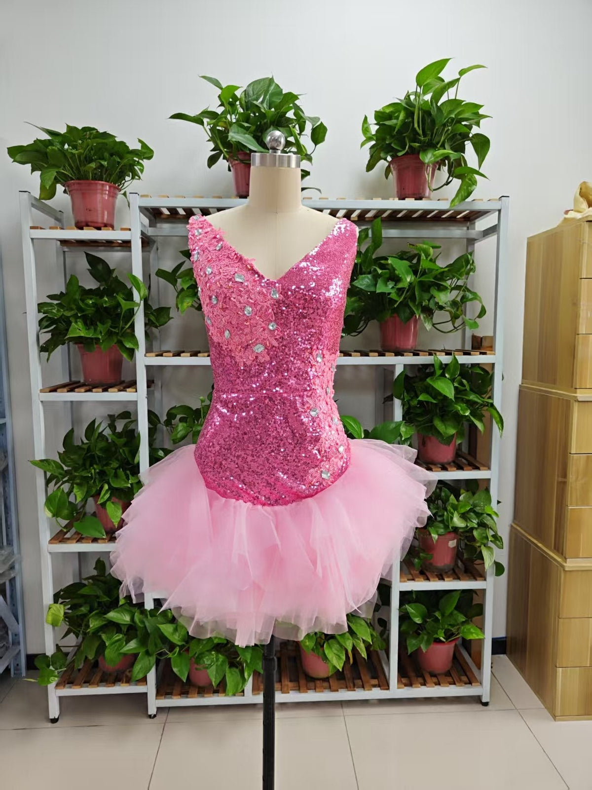 Cute V Neck Pink Short Homecoming Dress and Bottom Tulle Ruffles Pink Birthday Outfit Dress F1069 - VelvetHem