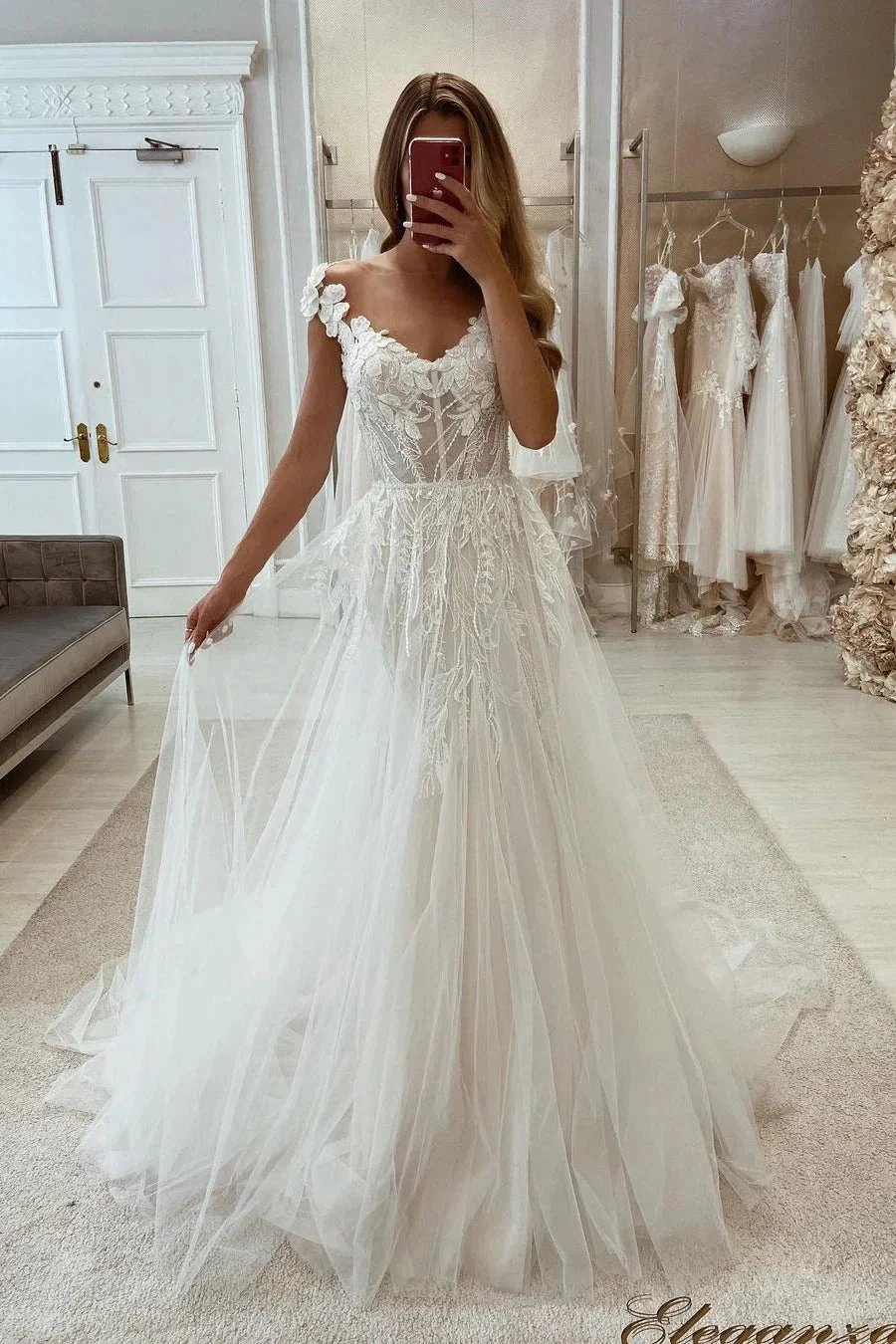 Chic A-line Tulle Sleeveless Lace Floor length Wedding Dress (ZD14558)