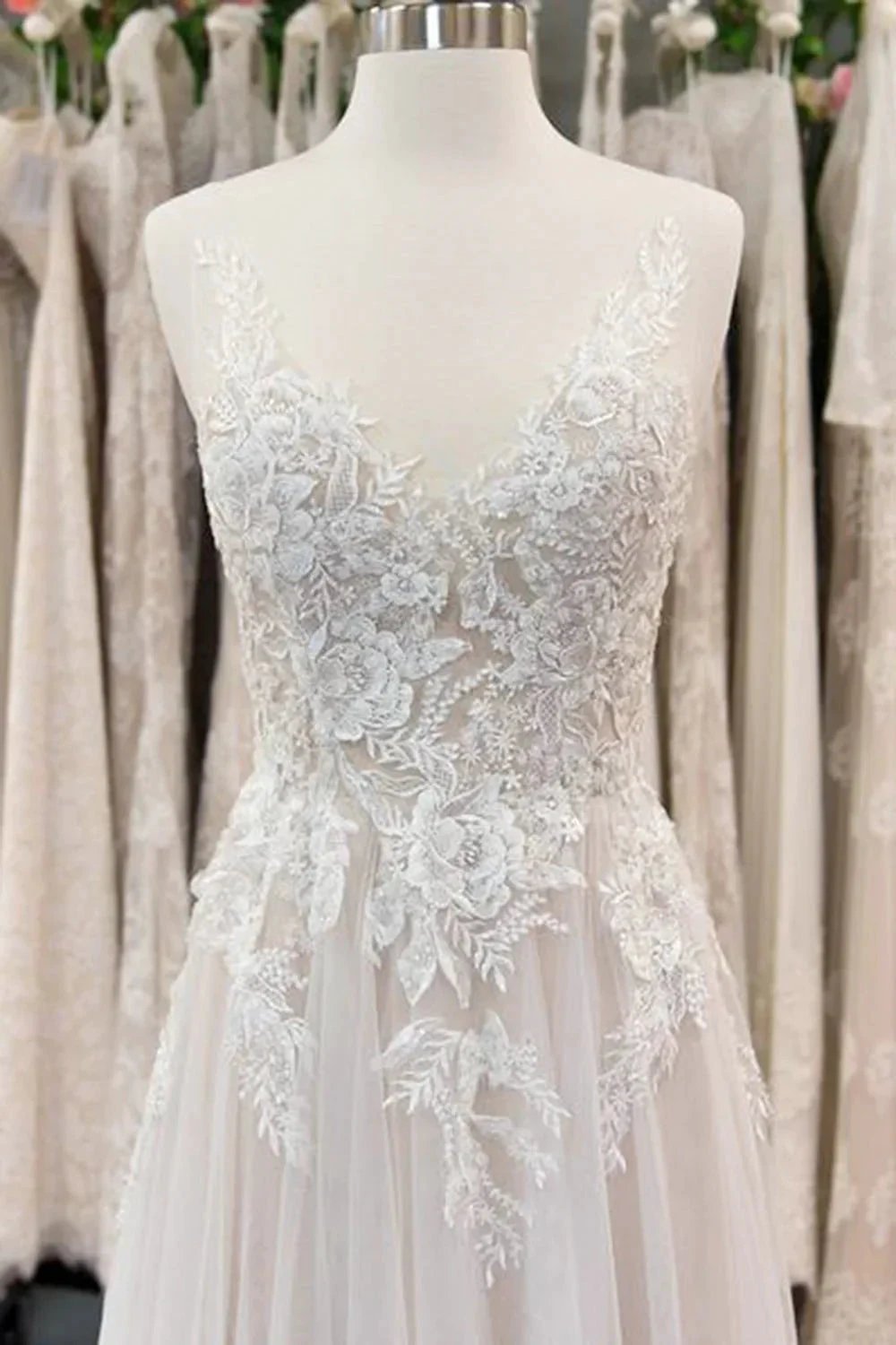 Chic Long A line V neck Appliques Lace Tulle Wedding Dress (ZD14461)