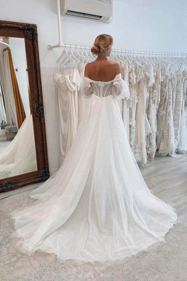 Chic Long Sleeves A-line Sweetheart Front Slit Tulle Wedding Dress with Chapel Train (ZD16695)