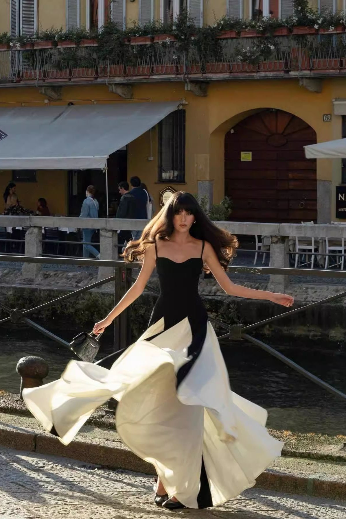 Classic Colorblock Cami Maxi Dress for Modern Fashion Wear