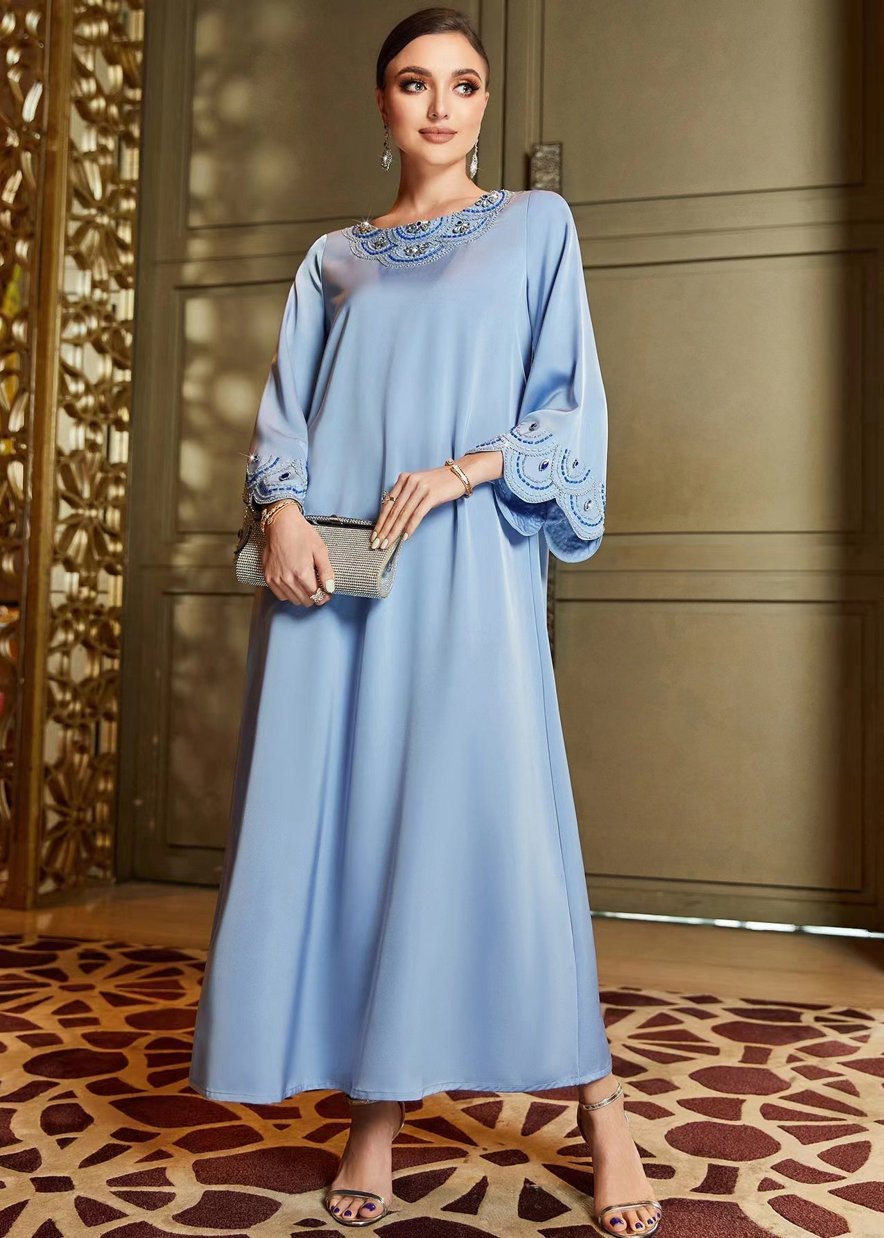 Classic Vintage & Enduringly Stylish Dress