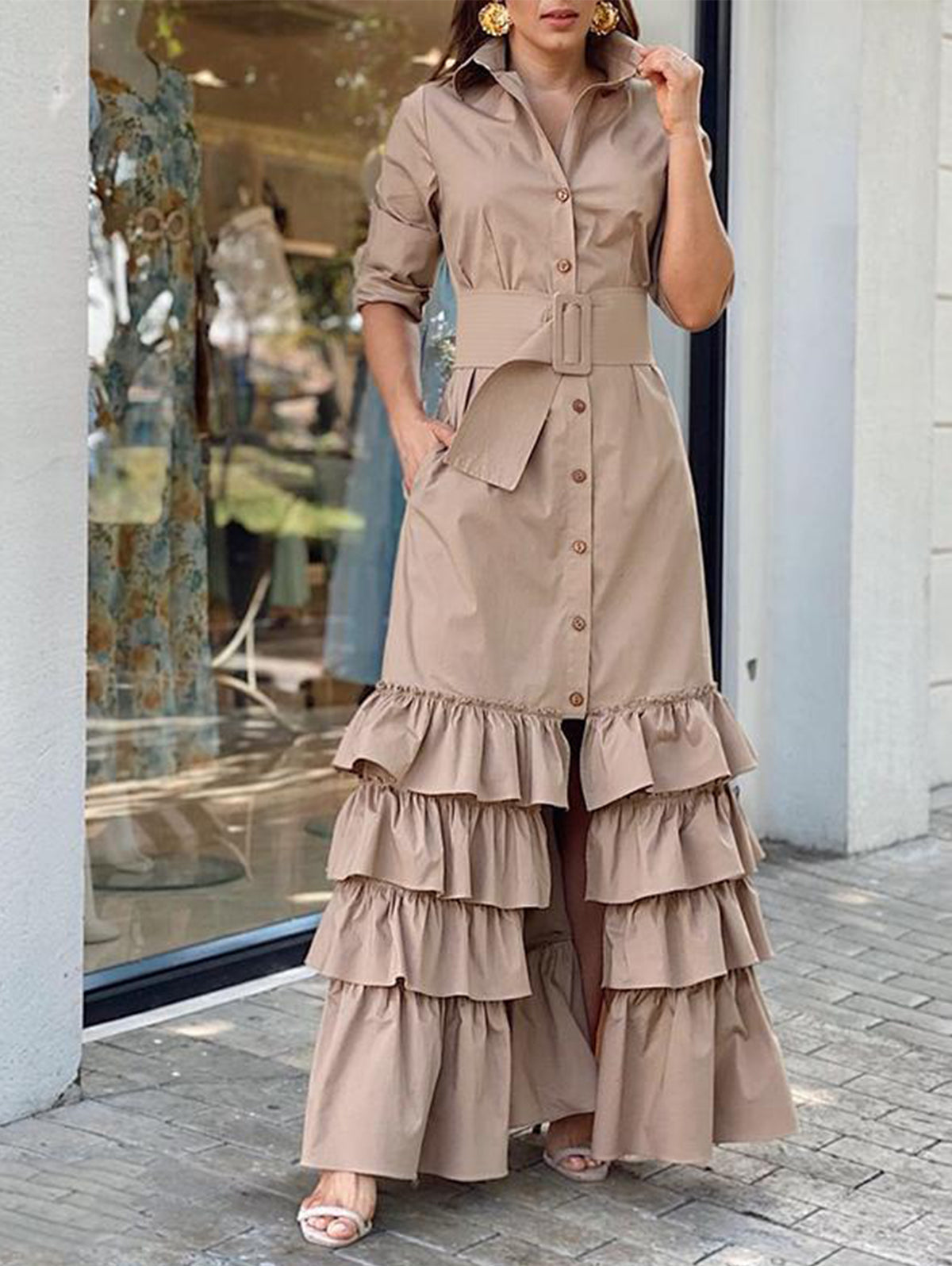 Sophisticated Dress with a Clean Classic Look
