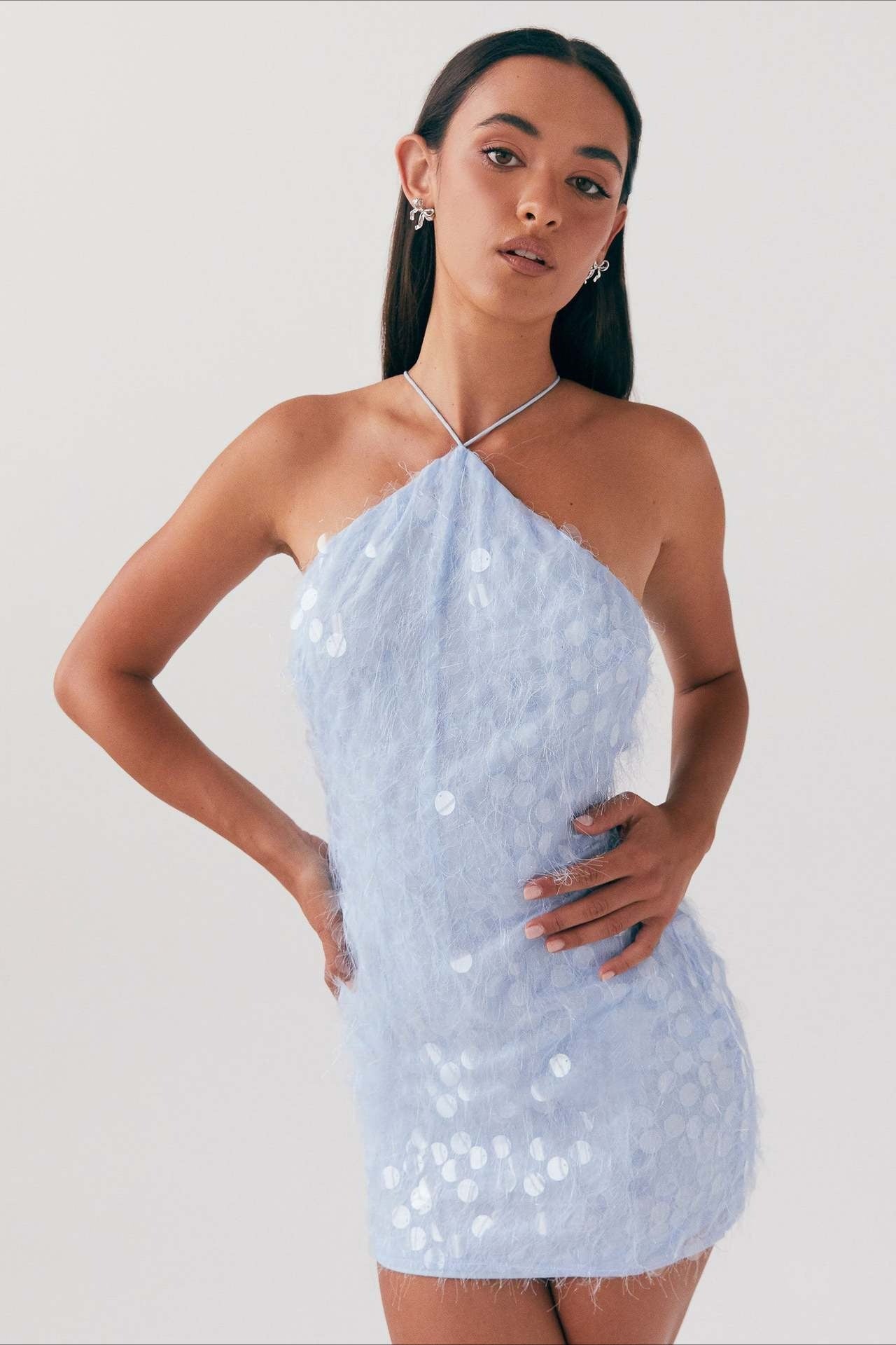 Minimalist Dress Inspired by Contemporary Streetwear Fashion
