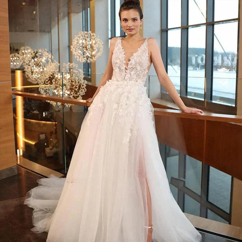 Appliques Wedding Dresses For Women Sexy Backless V-neck Bridal Gown Spaghetti Strap Elegant Bohemian Princess Dress (ZD13390)