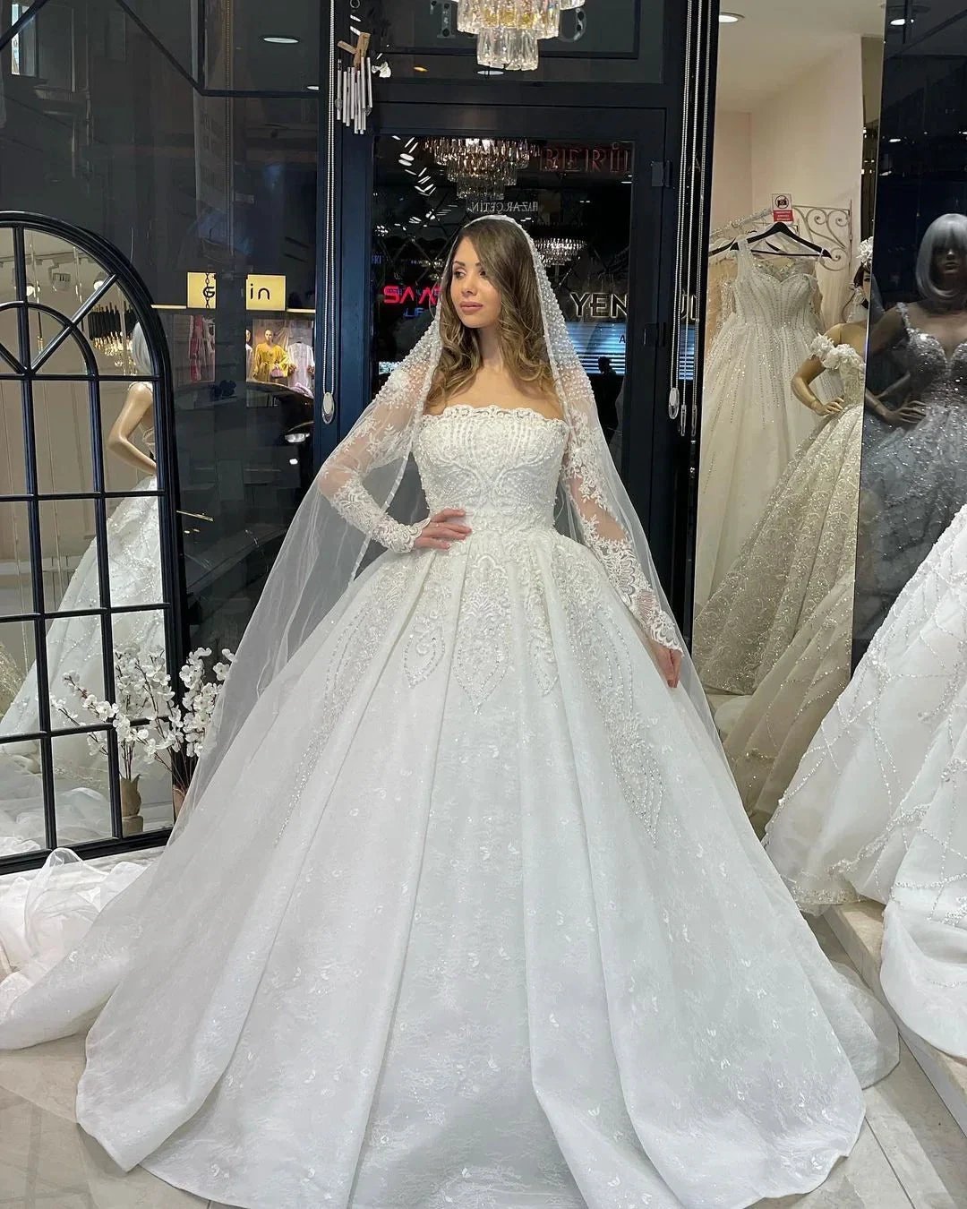 Deluxe Floor Length Long Sleeves A-Line Lace Wedding Dress with Ruffles (ZD14798)