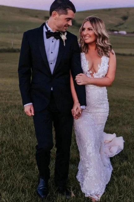 Designer V-Neck Sleeveless Mermaid Wedding Dresses With Lace (ZD14495)