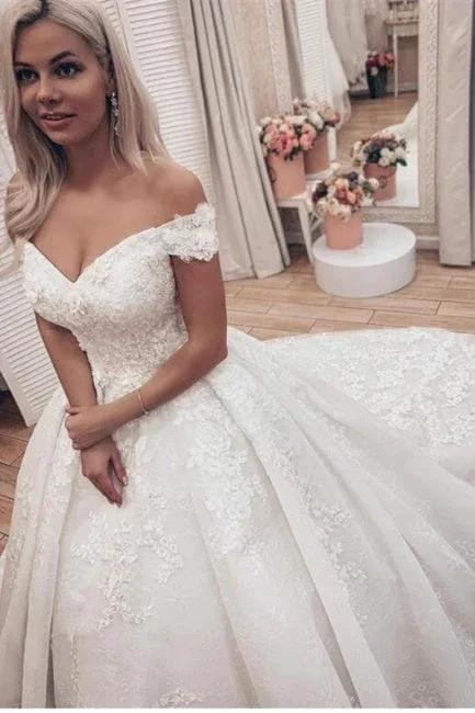 Designer wedding dresses princess | Wedding dresses in lace (ZD16474) - VelvetHem
