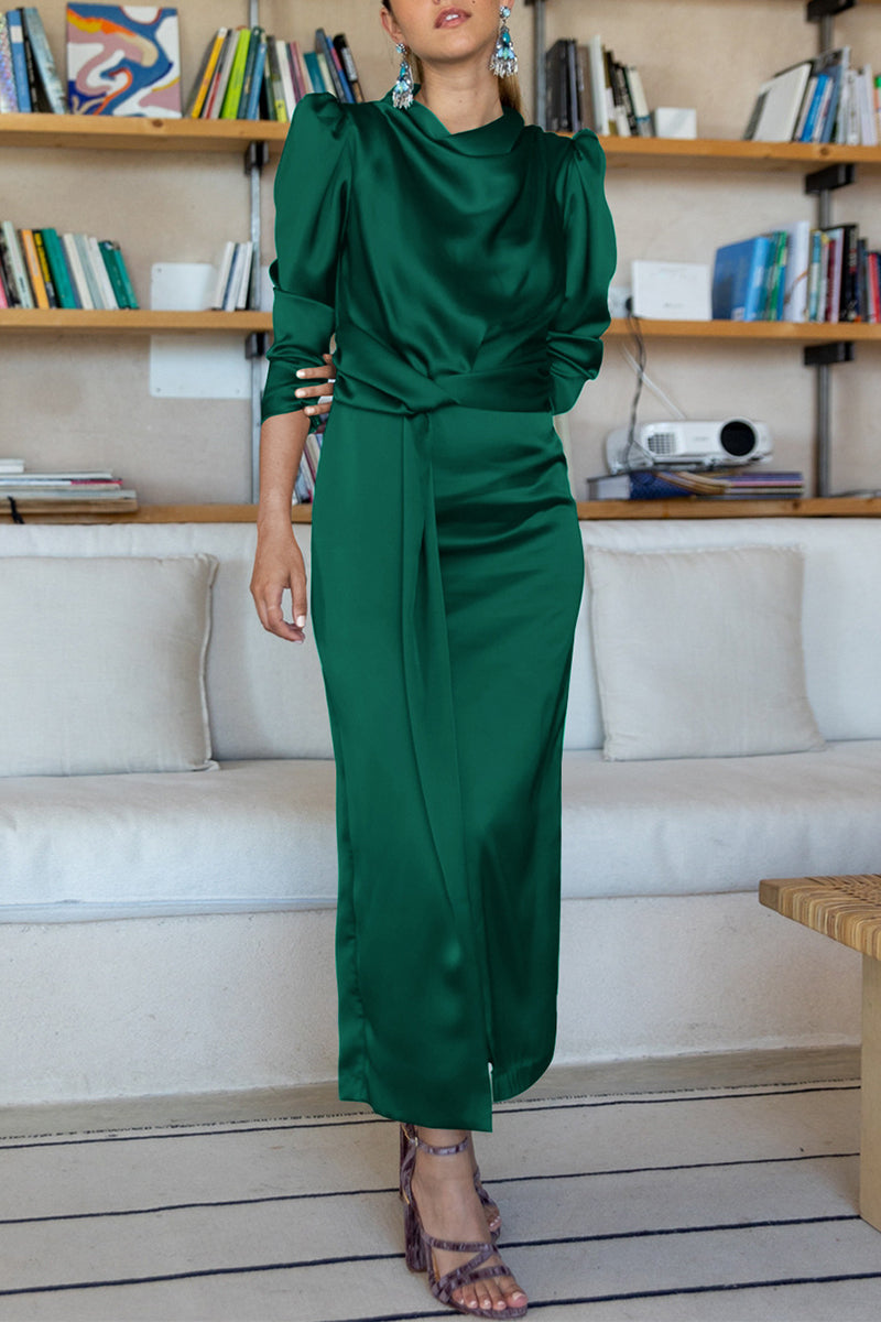 Well Tailored Dress with a Graceful Silhouette