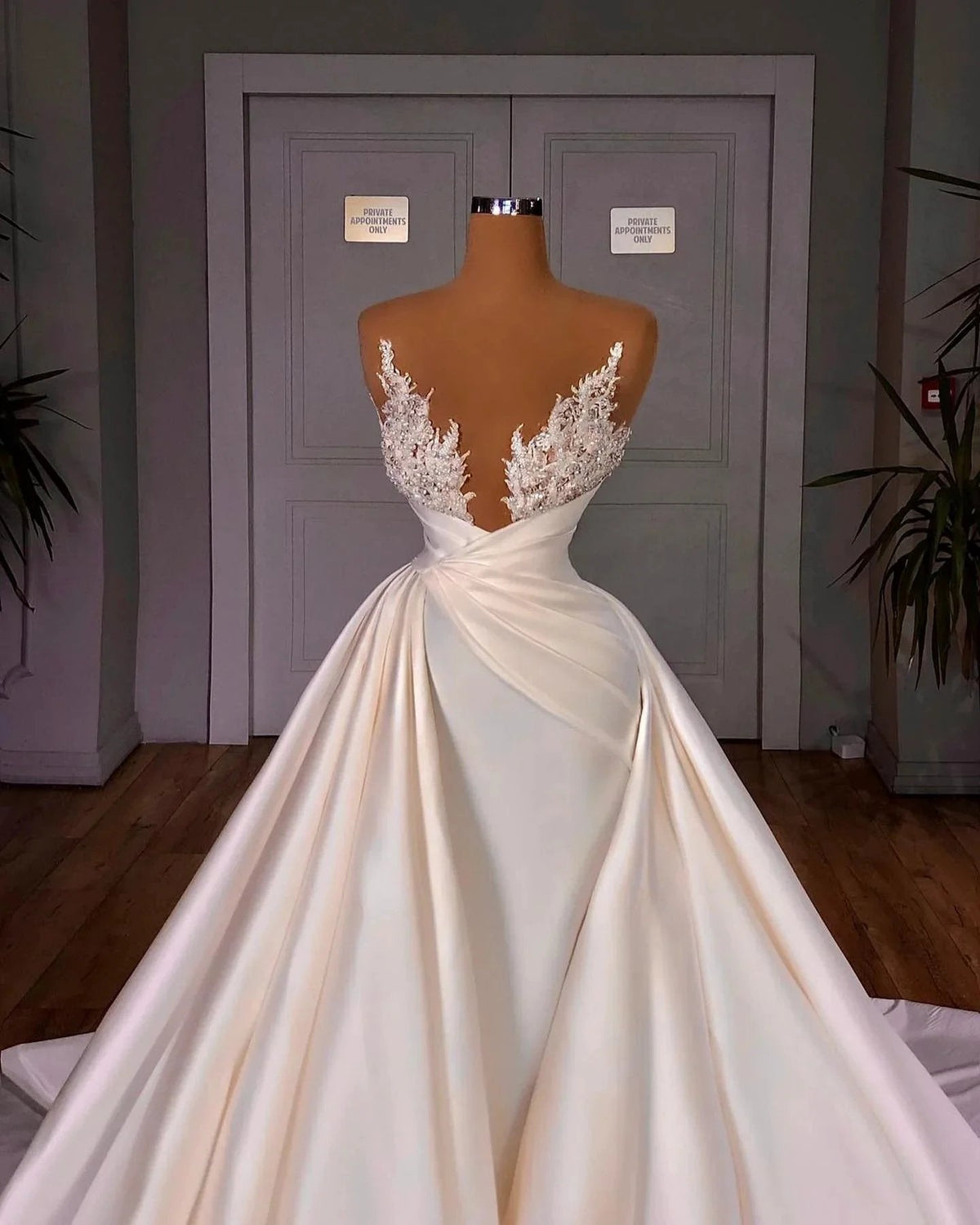 Elegant A-Line Cathedral Sleeveless V-neck Long Wedding Dress (ZD16506)