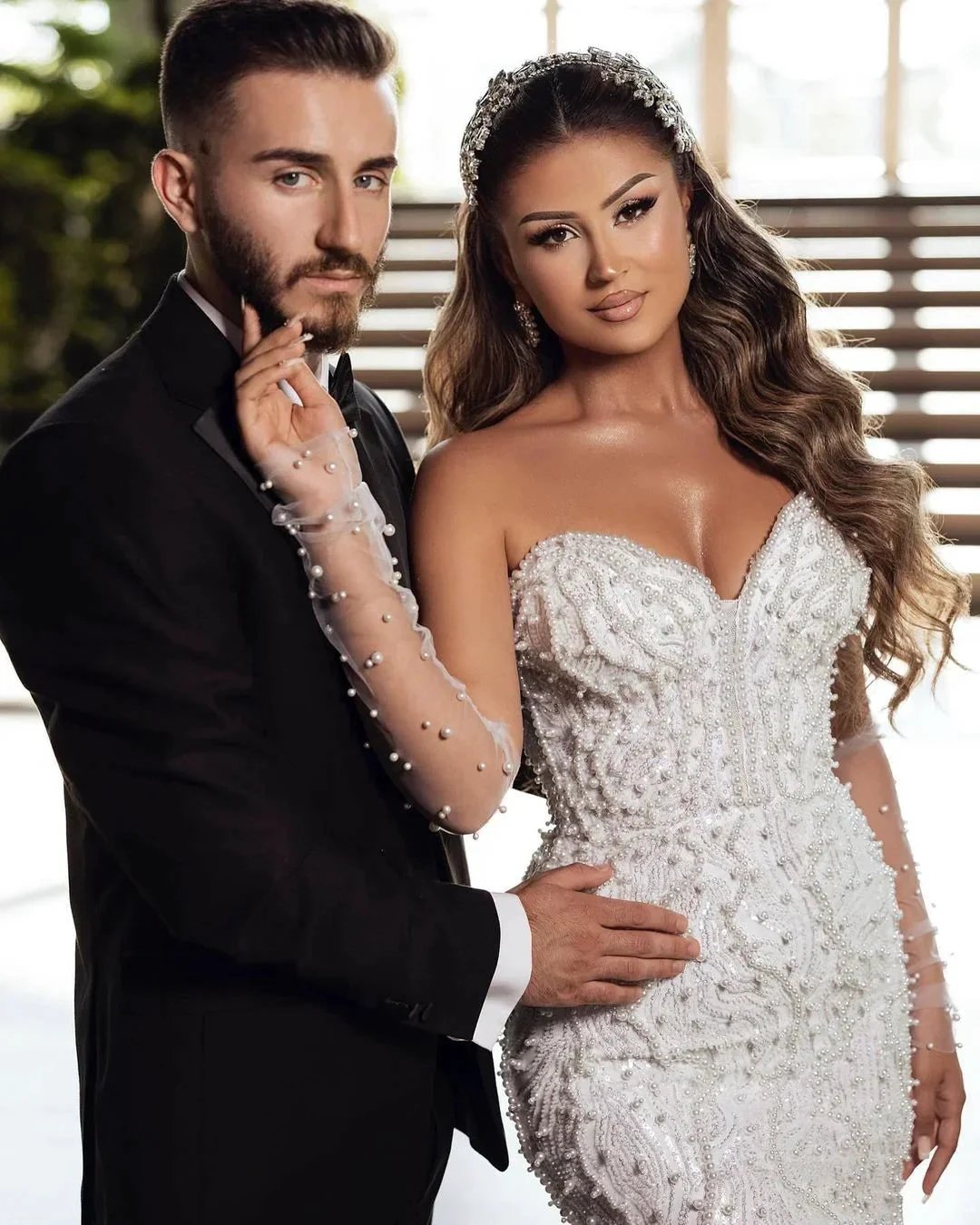 Elegant Floor Length Sweetheart Sleeveless Mermaid Lace Wedding Dress with Beads (ZD14780)