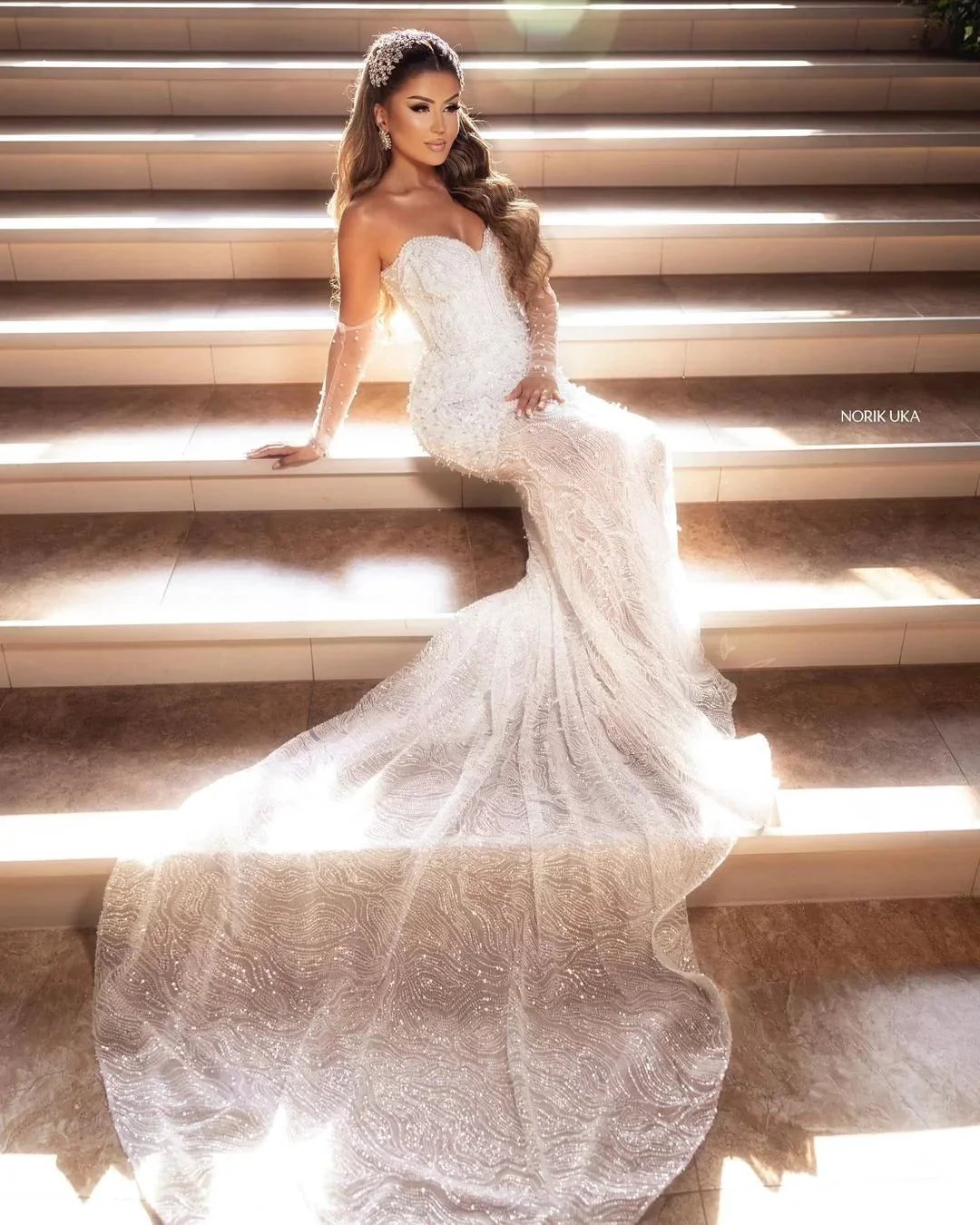 Elegant Floor Length Sweetheart Sleeveless Mermaid Lace Wedding Dress with Beads (ZD14780)
